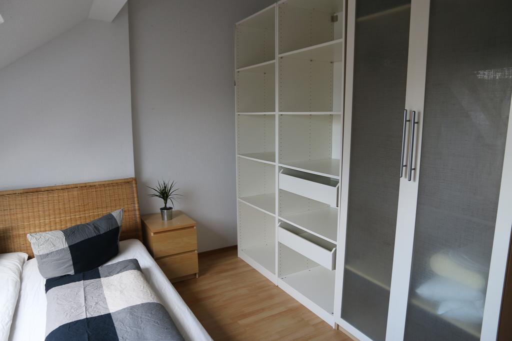 Nadines Ferienwohnung เครเฟลด์ ภายนอก รูปภาพ