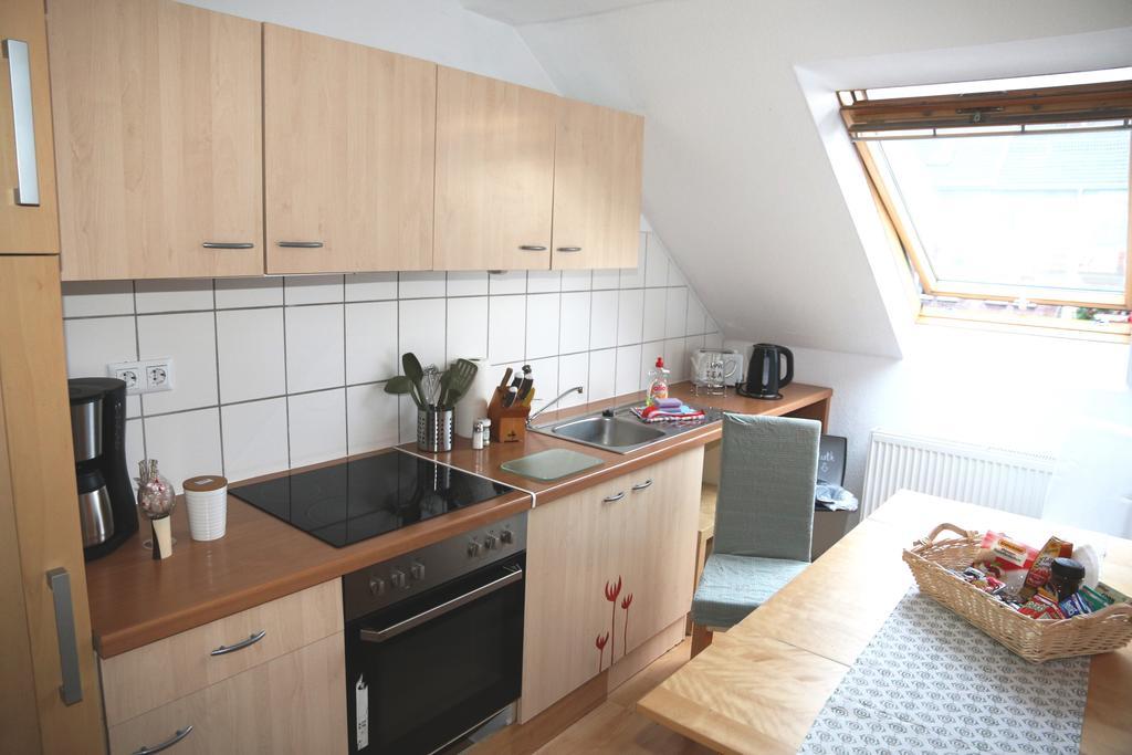 Nadines Ferienwohnung เครเฟลด์ ภายนอก รูปภาพ